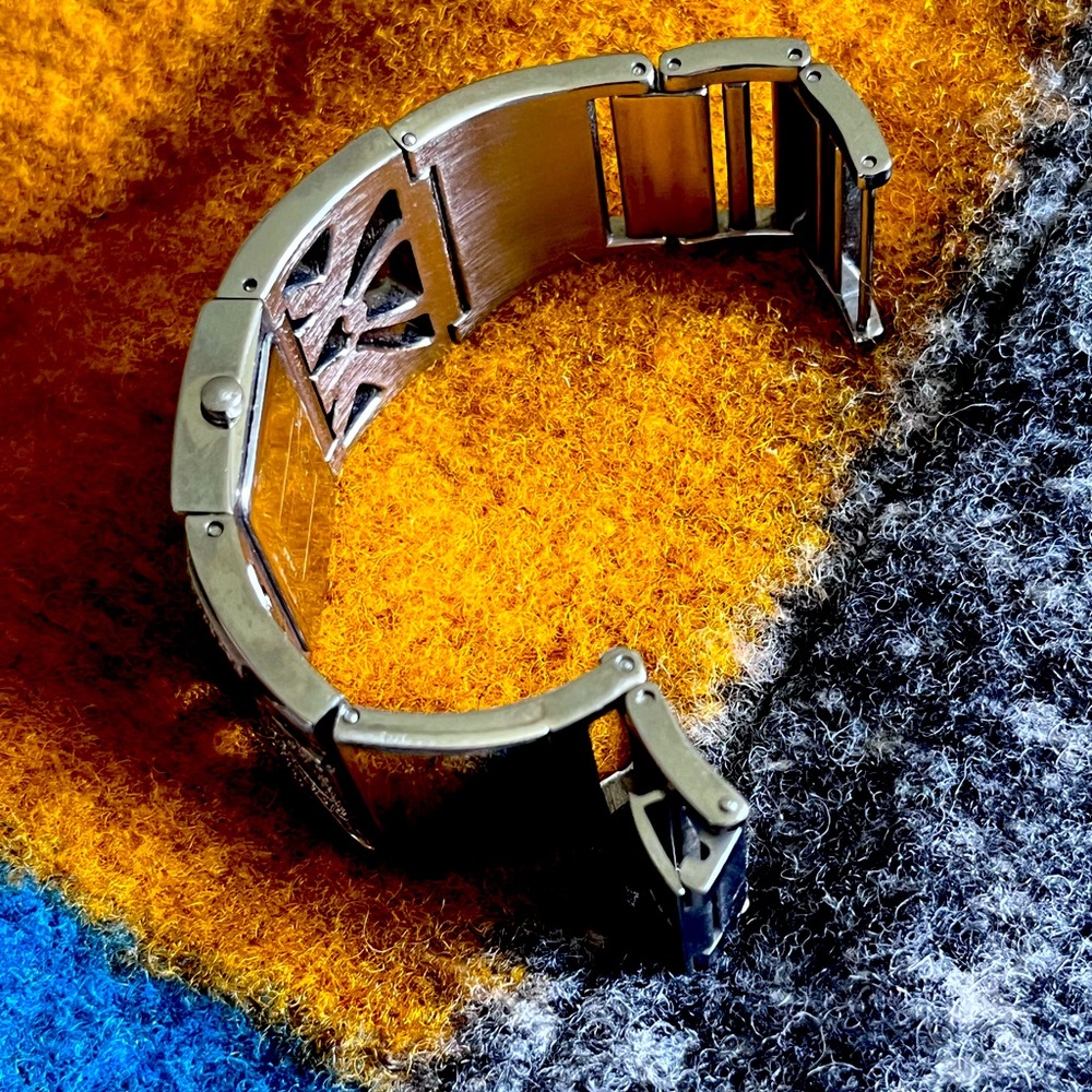 Guess Watch Solid Stainless Silver - image 3